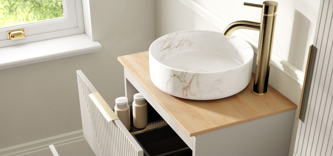 Cedar round marble effect