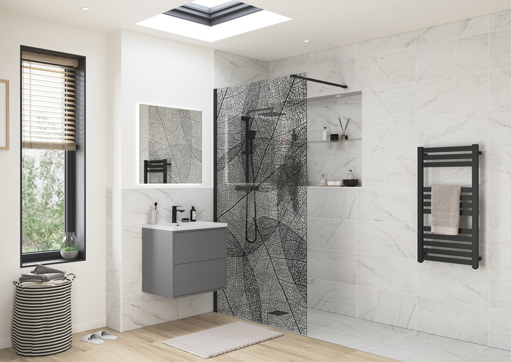 REFX-ICONIX-WETROOMBLK-LEAF_RM_1156x742