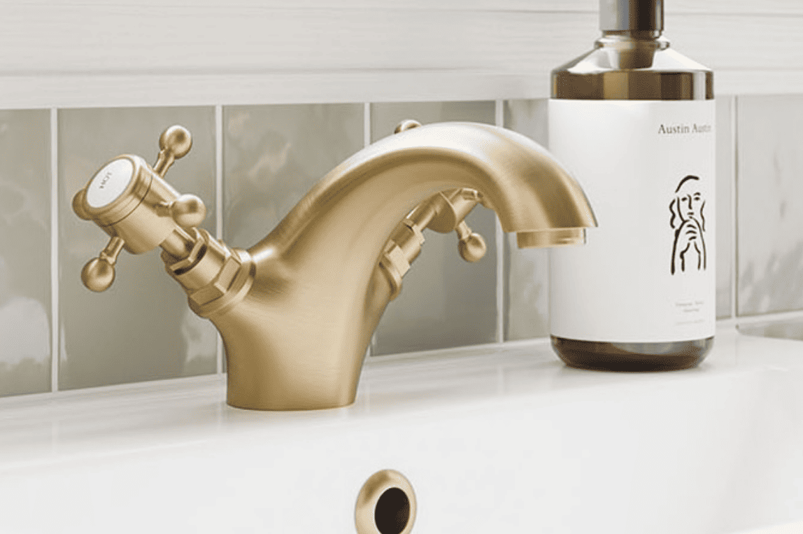 brassware-and-finishing-touches