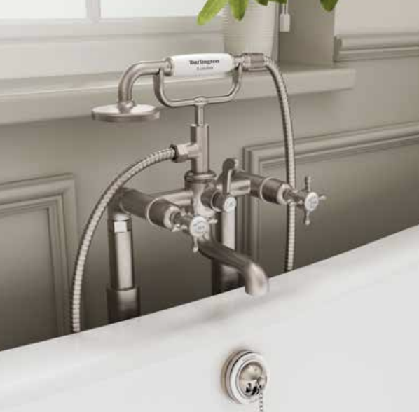 brassware-sink-with-taps