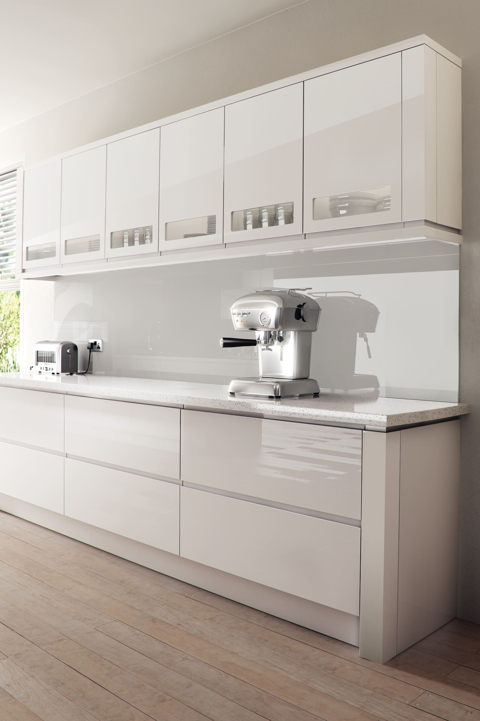 Strada Gloss White_Cameo 2_RGB